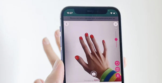 La réalité augmentée arrive en ecommerce avec le Virtual Try on de Manucurist